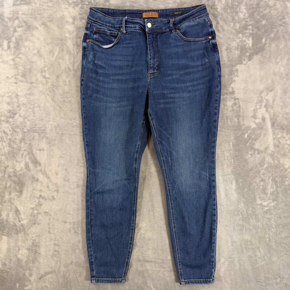 Judy Blue Skinny Fit Jeans Women's Size 18W Blue Med Wash Denim Pants Stretch